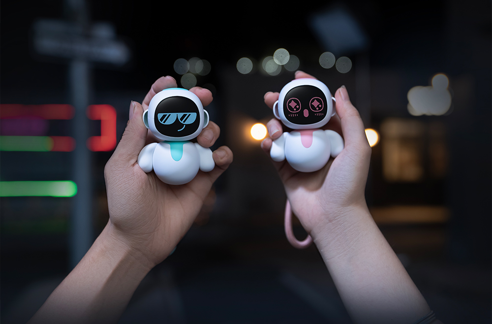 Eiliko アイリコ 次世代AIチャームロボット AI会話 ChatGPT連携