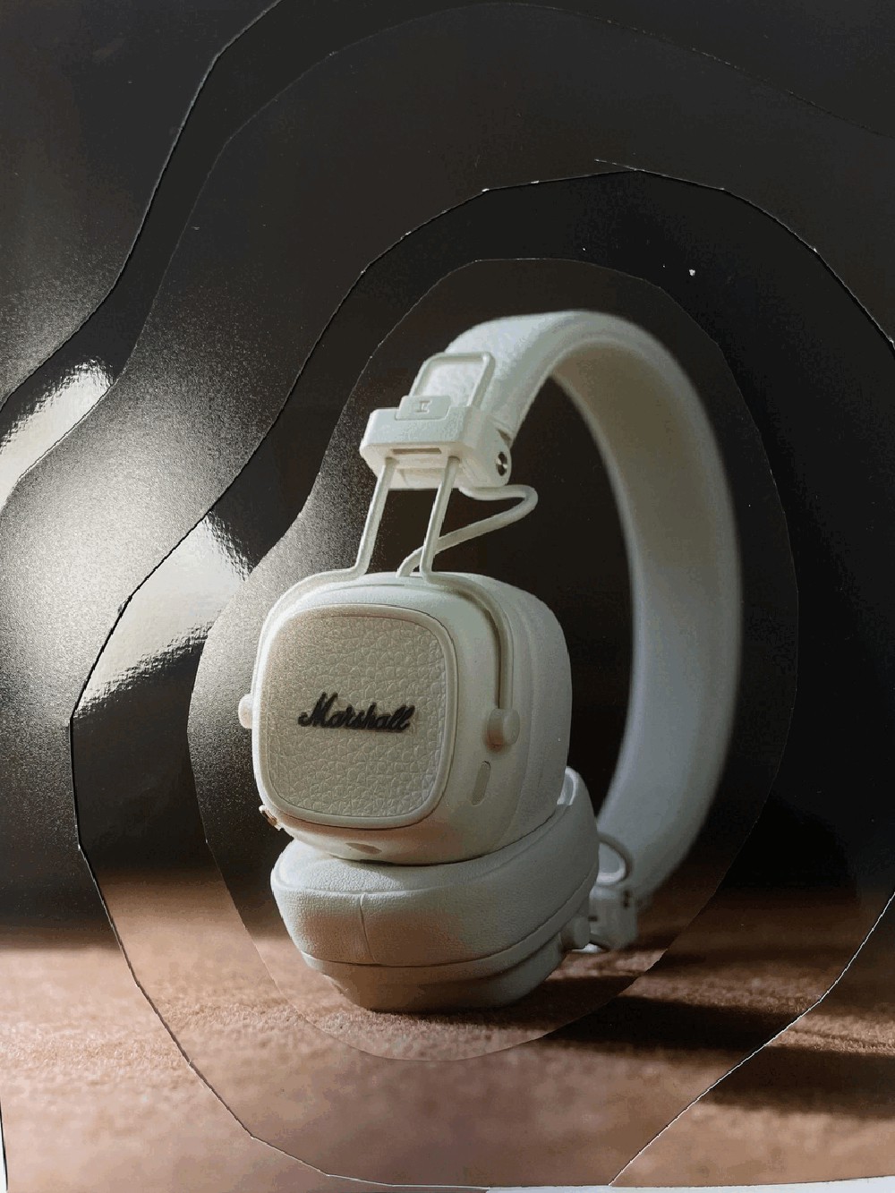 Marshall Major V ワイヤレスヘッドホン | スマホアクセサリー・最新