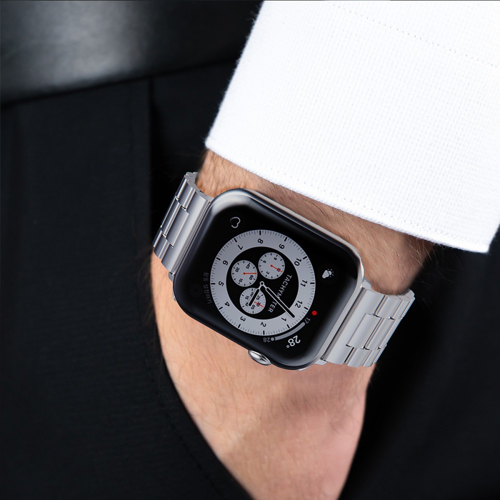 Apple Watch SE バンド44mm 充電量99%