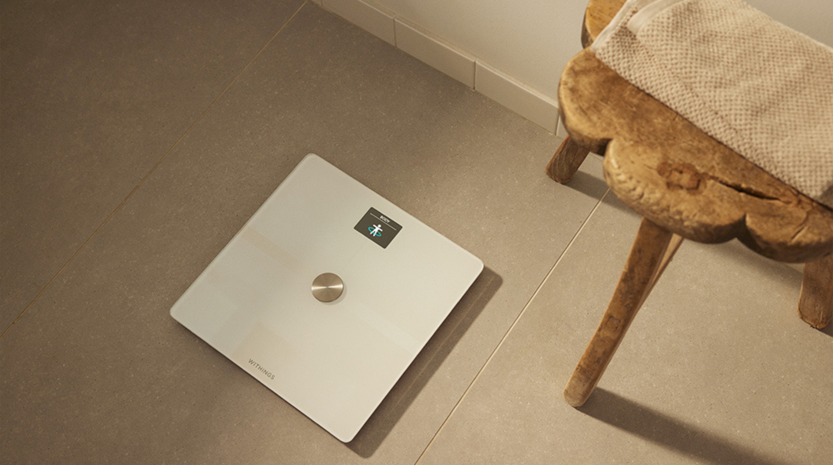 乗るだけで体の中が見える！？Withings Body Smart活用ガイド