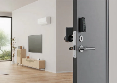 警備費ゼロで叶える安心。工事不要で始めるスマートロックという選択